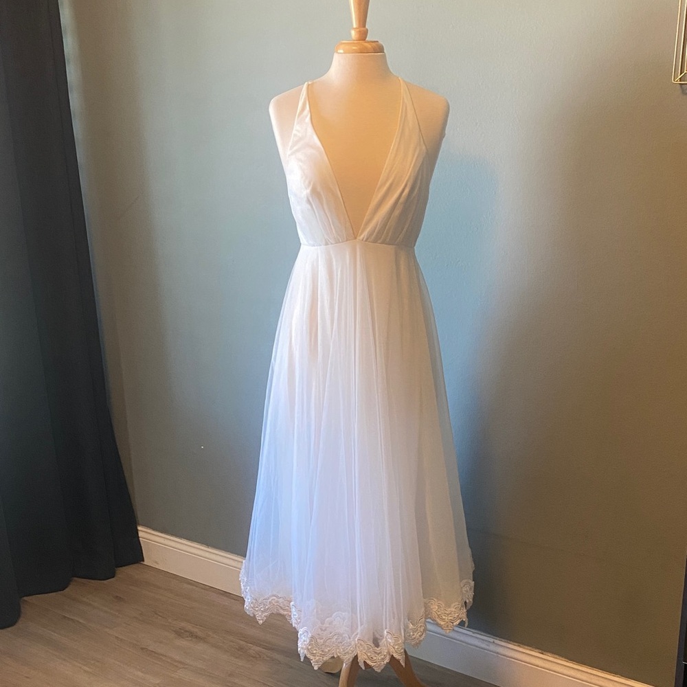 Hello Molly White Plunge Midi Dress